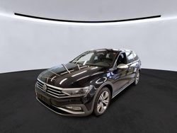 Deep black perleffek (metallic) Gebraucht 2022 VW Passat Alltrack Kombi | 29.899 € (Fairer Preis)