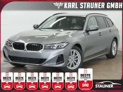 Skyscraper grau metallic (metallic) Gebraucht 2024 BMW 318 Shadowline Kombi | 31.480 € (Superpreis)