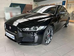 Santorini black Gebraucht 2018 Jaguar XE Limousine | 15.950 €