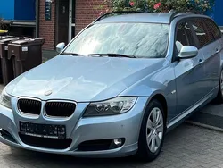 Bluewater metallic Gebraucht 2010 BMW 318 Comfort Edition Kombi | 4.950 € (Guter Preis)