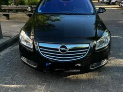 Schwarz Gebraucht 2010 Opel Insignia Cosmo Kombi | 4.500 € (Guter Preis)