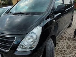 Schwarz Gebraucht 2015 Hyundai H-1 Van / Kleinbus | 13.729 € (Guter Preis)