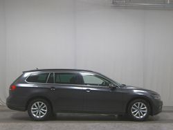 Grau Gebraucht 2021 VW Passat Business Kombi | 15.980 € (Superpreis)