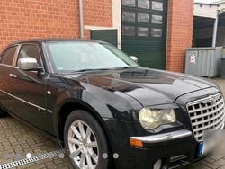 Schwarz Gebraucht 2010 Chrysler 300C Limousine | 3.800 € (Guter Preis)