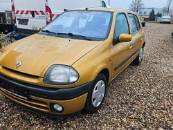 Gold Gebraucht 1998 Renault Clio II Limousine | 790 € (Guter Preis)