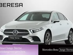 Silber iridiumsilber Gebraucht 2020 Mercedes A250 AMG Limousine | 24.980 € (Fairer Preis)