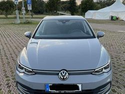 Grau Gebraucht 2020 VW Golf Style Limousine | 20.500 € (Fairer Preis)