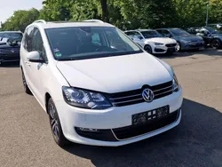 Weiß Gebraucht 2021 VW Sharan United Van / Kleinbus | 32.890 € (Etwas zu teuer)