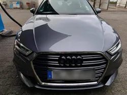 Grau Gebraucht 2019 Audi A3 Sportback Design Kombi | 18.800 € (Guter Preis)