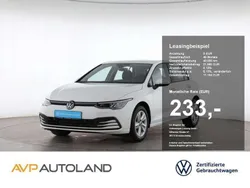 Pure white Gebraucht 2024 VW Golf VIII Life Limousine | 21.560 € (Superpreis)