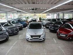 Silber Gebraucht 2014 Peugeot 208 Active Kleinwagen | 5.490 € (Fairer Preis)