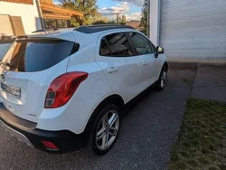 Weiß Gebraucht 2015 Opel Mokka Edition SUV | 9.400 € (Fairer Preis)