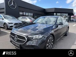 Metalliclack graphitgrau Gebraucht 2023 Mercedes E220 Avantgarde Limousine | 43.440 € (Superpreis)