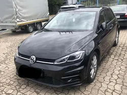 Schwarz Gebraucht 2018 VW Golf VII Highline Limousine | 16.000 € (Guter Preis)