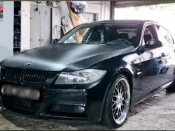 Schwarz Gebraucht 2005 BMW 320 M Sport Limousine | 4.900 €