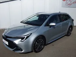 Silber Gebraucht 2024 Toyota Corolla Team Limousine | 31.240 € (Teuer)