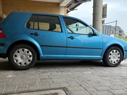 Blau Gebraucht 2003 VW Golf IV Edition Limousine | 2.449 € (Fairer Preis)