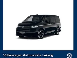 Schwarz Gebraucht 2025 VW Multivan Style Van / Kleinbus | 79.430 €