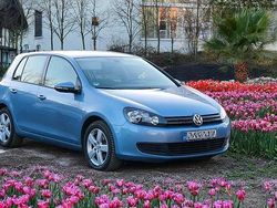 Blau Gebraucht 2025 VW Golf VIII Kleinwagen | 8.500 €