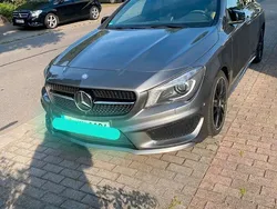 Grau Gebraucht 2023 Mercedes CLA220 AMG line Limousine | 16.900 €