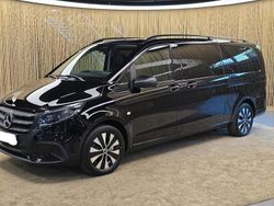 Schwarz Gebraucht 2025 Mercedes Vito Kombi | 65.999 €