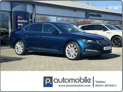 Lavablau Gebraucht 2022 Skoda Superb Style Limousine | 26.980 € (Guter Preis)