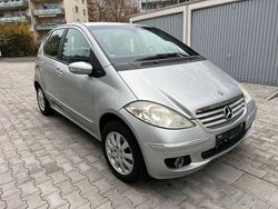 Silber Gebraucht 2007 Mercedes A150 Elegance Van / Kleinbus | 3.990 € (Guter Preis)