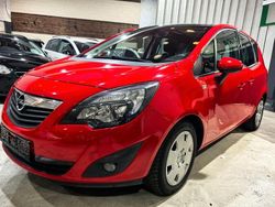 Magma rot (b) Gebraucht 2011 Opel Meriva Design Edition Van / Kleinbus | 6.400 € (Etwas zu teuer)