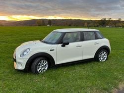 Weiß Gebraucht 2015 Mini ONE Kleinwagen | 7.999 € (Fairer Preis)