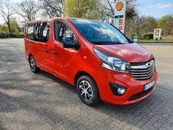 Rot Gebraucht 2016 Opel Vivaro Van | 15.999 € (Superpreis)