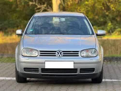Silber Gebraucht 2002 VW Golf IV Limousine | 1.870 € (Fairer Preis)