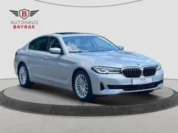 Silber metallic Gebraucht 2021 BMW 520 Luxury Line Limousine | 42.980 € (Teuer)