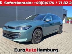 Maripositgrün metallic/grün Neu 2025 VW Passat Elegance Kombi | 42.080 € (Fairer Preis)