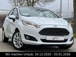 Weiß Gebraucht 2016 Ford Fiesta Titanium Kleinwagen | 6.999 € (Fairer Preis)
