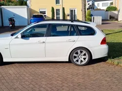 Weiß Gebraucht 2007 BMW 325 Kombi | 8.950 € (Fairer Preis)