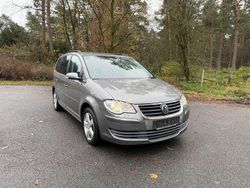 Grau Gebraucht 2008 VW Touran United Van / Kleinbus | 4.999 € (Etwas zu teuer)