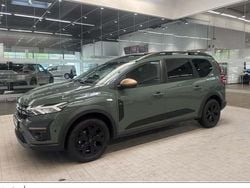 Safarigrüngrau met. (kqm) Gebraucht 2025 Dacia Jogger Extreme Van / Kleinbus | 20.880 € (Fairer Preis)
