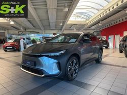 Grau Gebraucht 2024 Toyota bZ4X Comfort SUV | 30.116 €