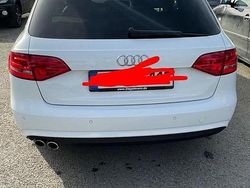 Weiß Gebraucht 2015 Audi A4 Kombi | 11.000 €