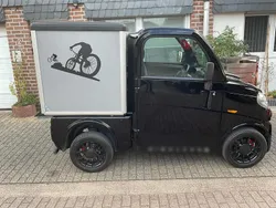 Schwarz Gebraucht 2019 Mercedes Vito Van / Kleinbus | 7.450 €