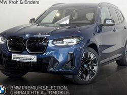 Blau Gebraucht 2023 BMW iX3 Impressive SUV | 44.900 € (Etwas zu teuer)