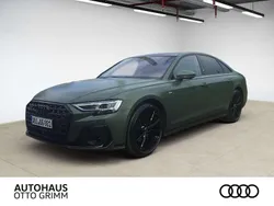 Distriktgrün matt Gebraucht 2024 Audi A8 Ambiente Limousine | 89.979 €