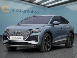 Blau Gebraucht 2022 Audi Q4 e-tron S-Line SUV | 36.149 € (Guter Preis)