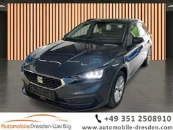 Grau Gebraucht 2024 Seat Leon ST Style Kombi | 20.980 € (Superpreis)