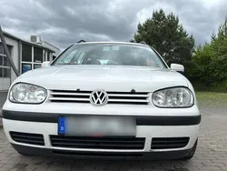 Weiß Gebraucht 2006 VW Golf V Kombi | 800 € (Fairer Preis)