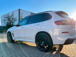 Weiß Gebraucht 2022 BMW X5 M Sport SUV | 68.000 € (Etwas zu teuer)