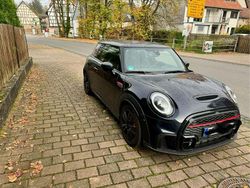 Schwarz Gebraucht 2024 Mini John Cooper Works Kleinwagen | 31.500 € (Superpreis)