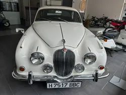 Weiß Gebraucht 1968 Jaguar MK II Limousine | 26.990 €