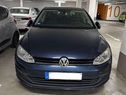 Blau Gebraucht 2014 VW Golf VII Cup Limousine | 9.700 € (Etwas zu teuer)