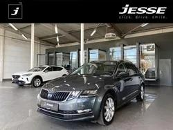 Quarzgrau metallic (metallic) Gebraucht 2019 Skoda Octavia Style Kombi | 19.990 € (Fairer Preis)
